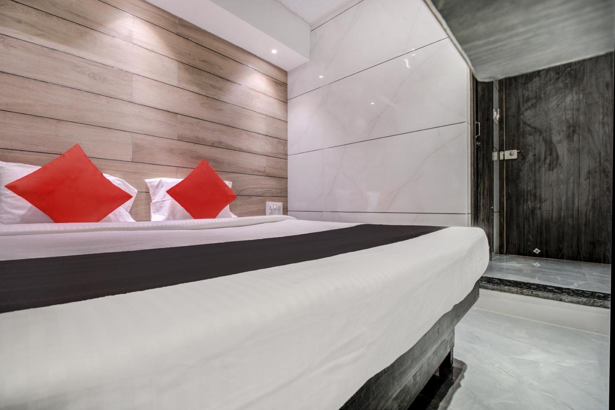 Hotel Spring Residency Mumbai Ngoại thất bức ảnh