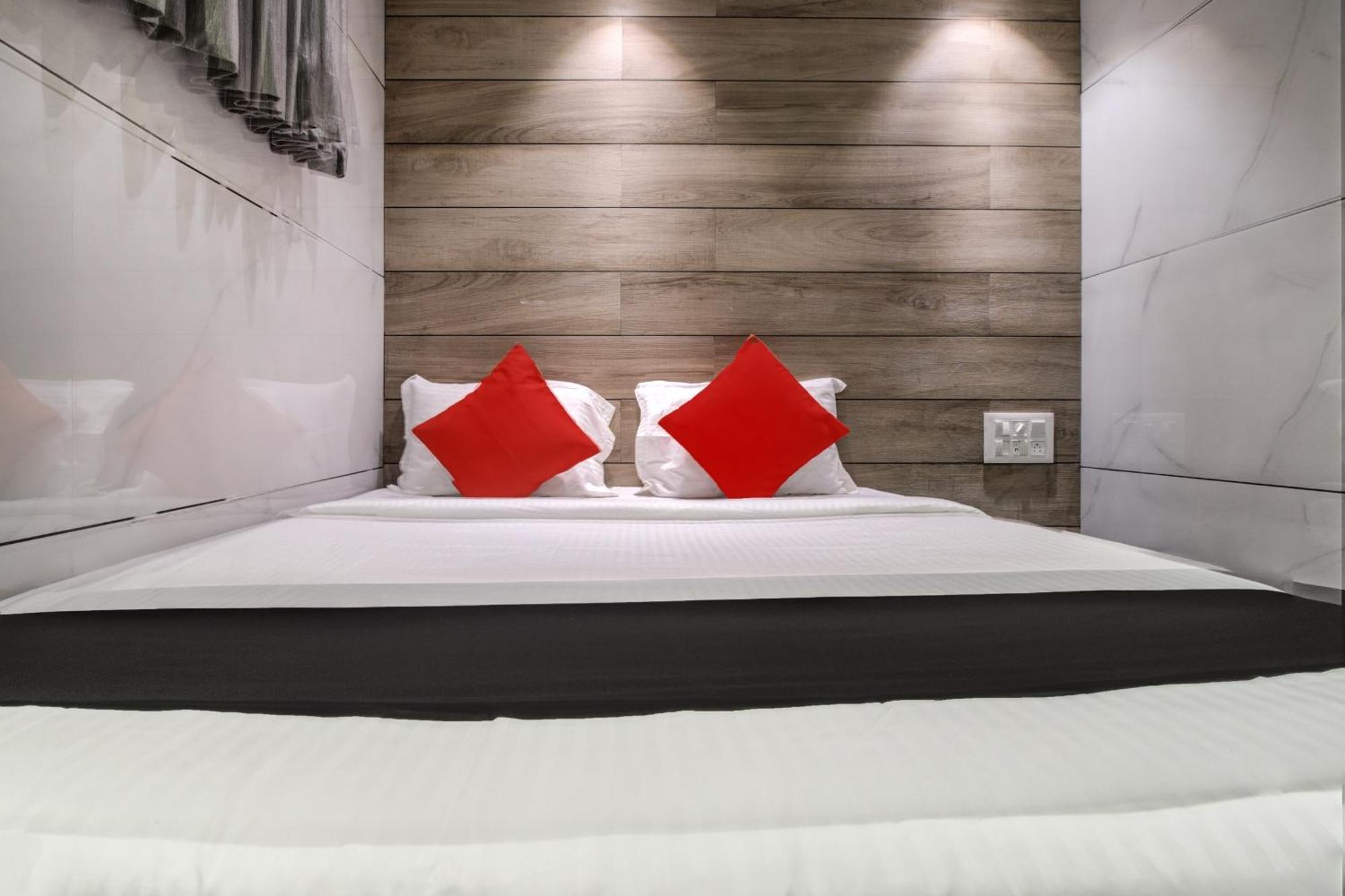 Hotel Spring Residency Mumbai Ngoại thất bức ảnh