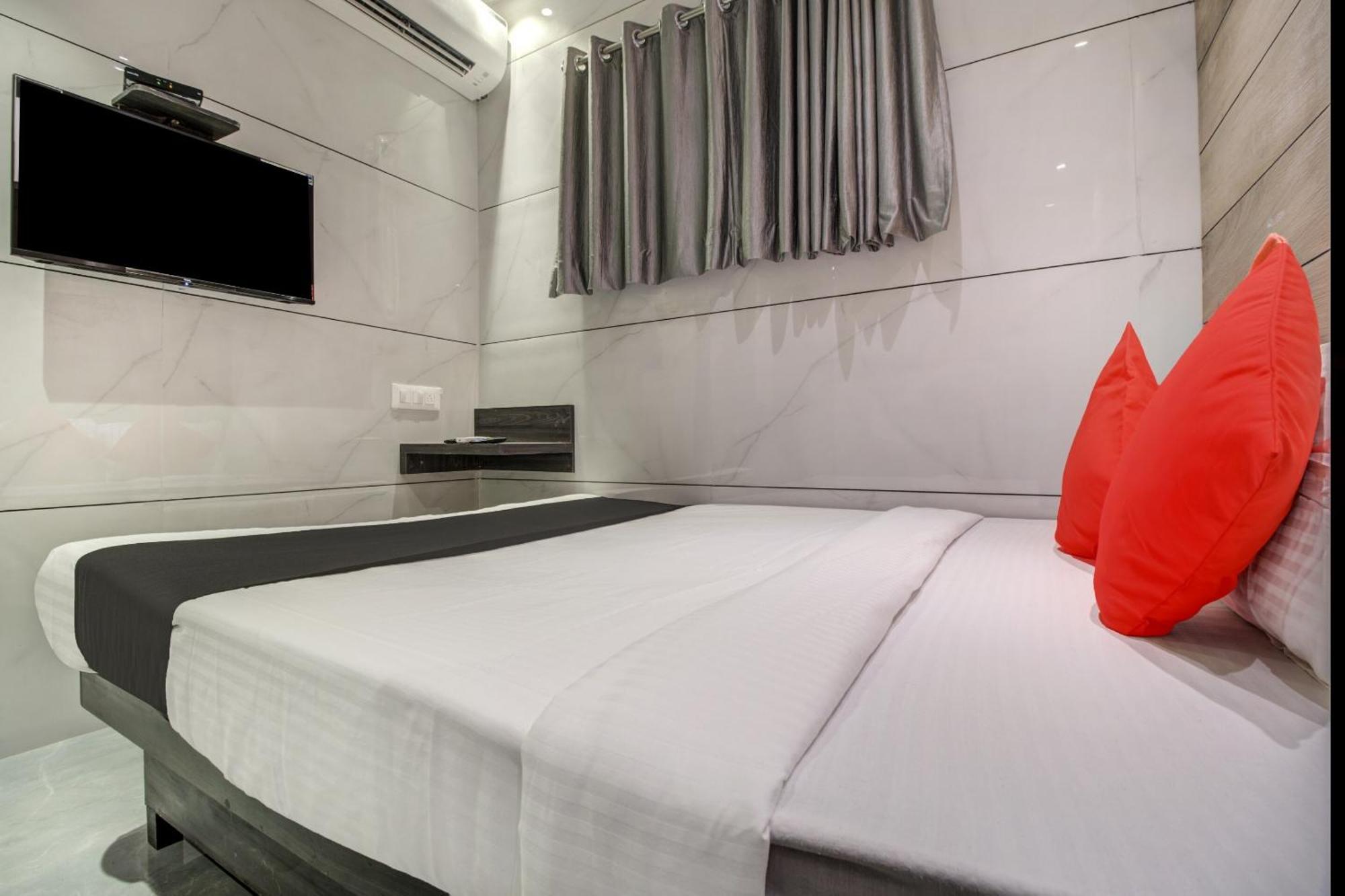 Hotel Spring Residency Mumbai Ngoại thất bức ảnh