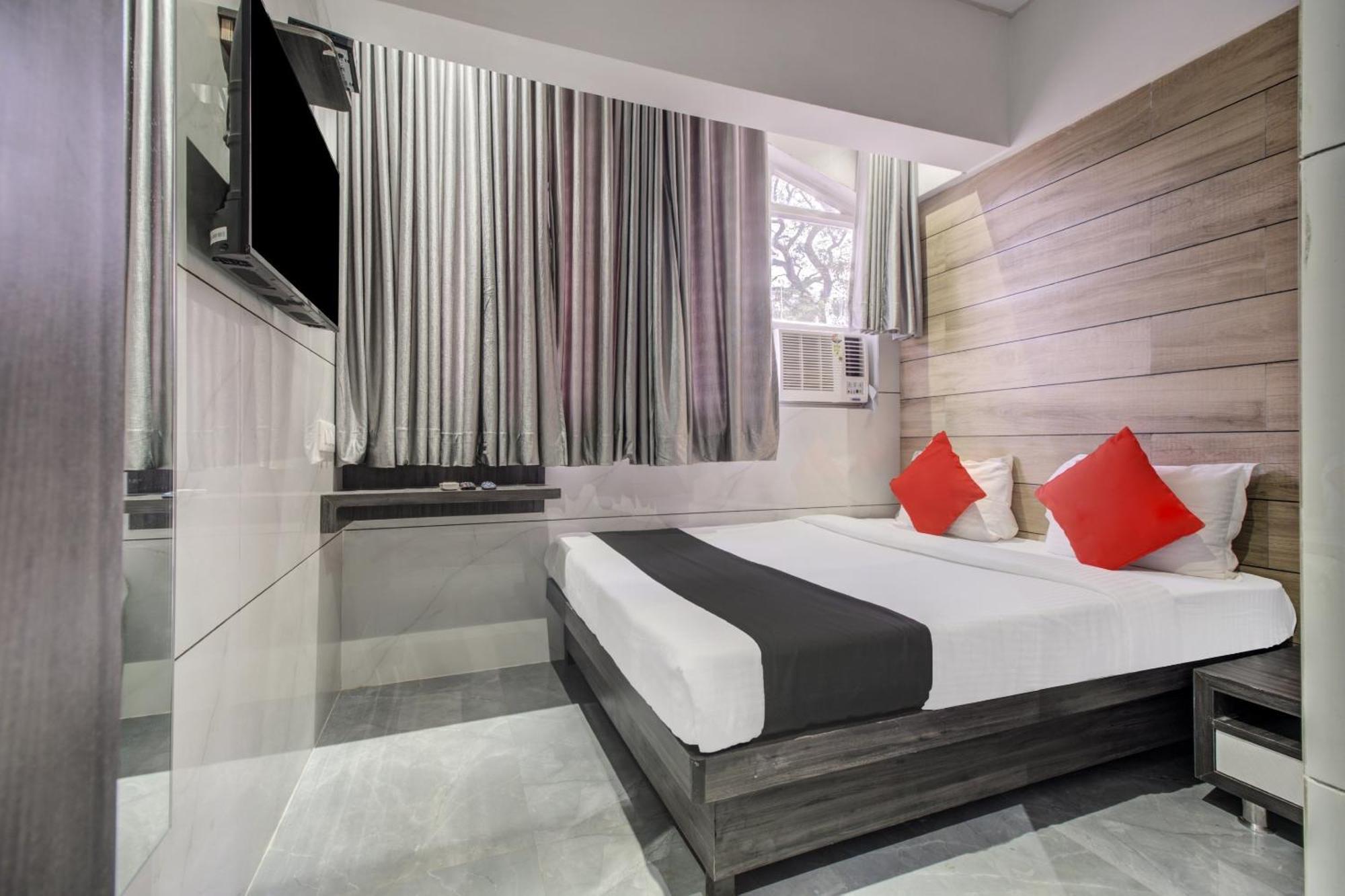 Hotel Spring Residency Mumbai Ngoại thất bức ảnh