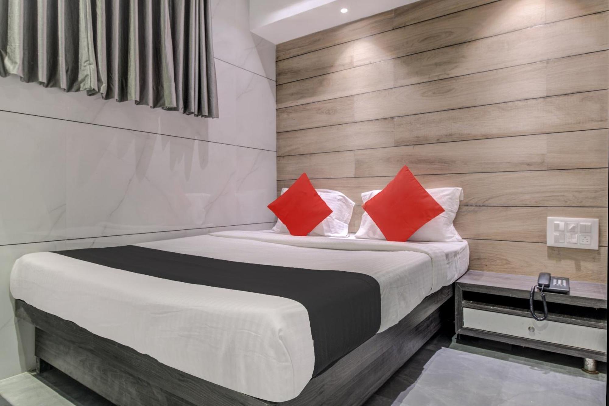 Hotel Spring Residency Mumbai Ngoại thất bức ảnh