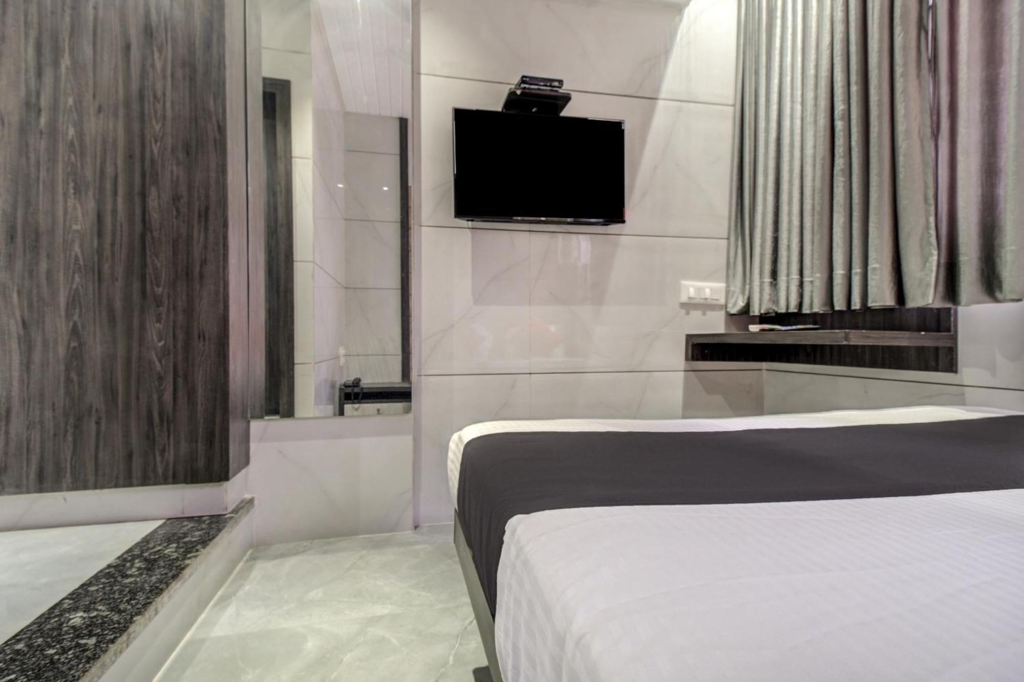 Hotel Spring Residency Mumbai Ngoại thất bức ảnh