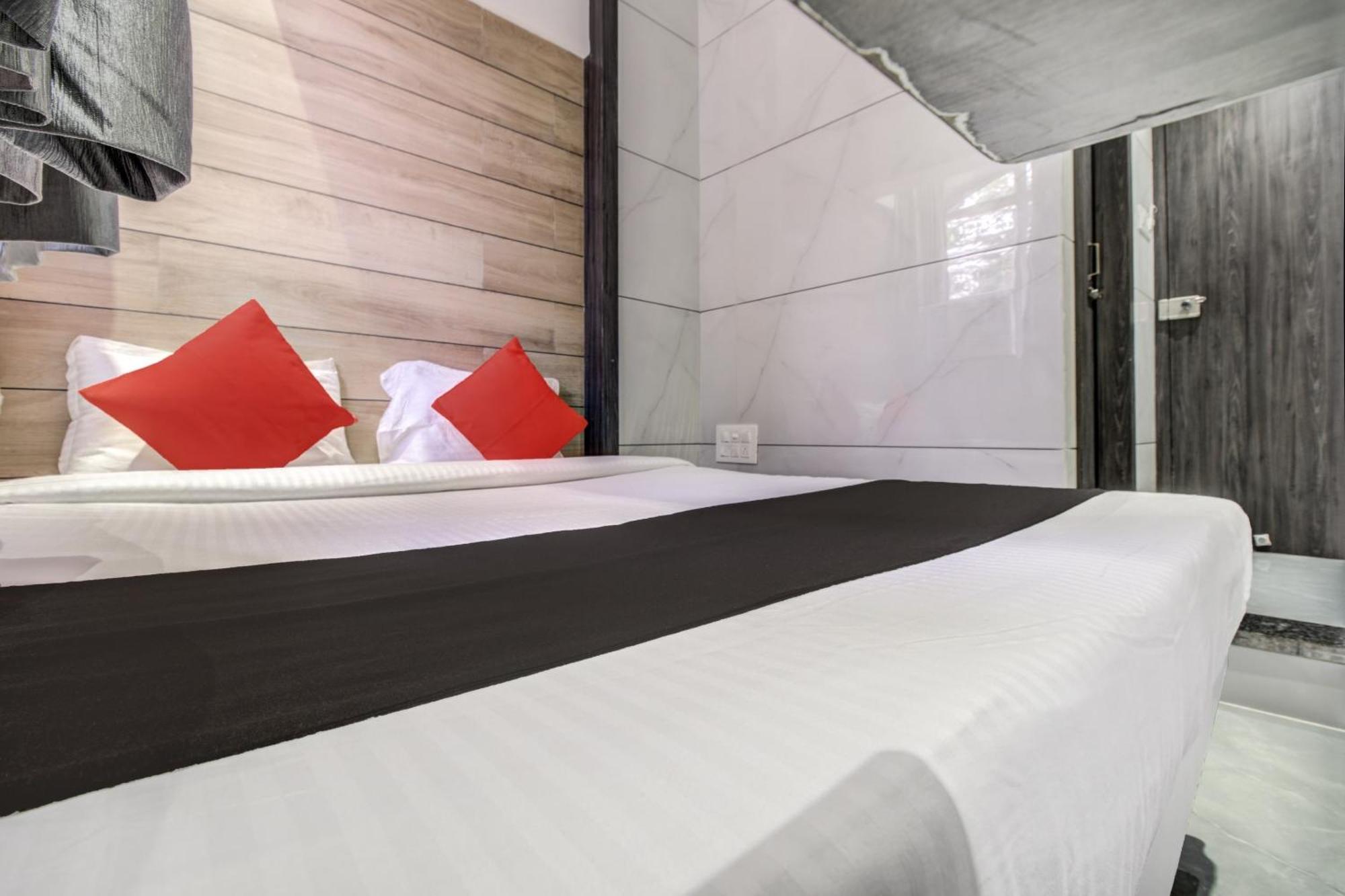 Hotel Spring Residency Mumbai Ngoại thất bức ảnh